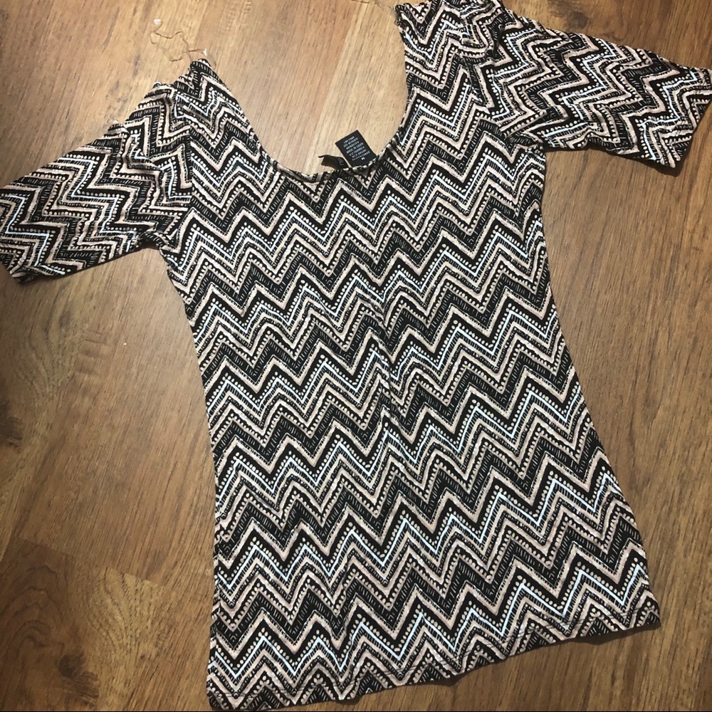 Fitted medium top blouse